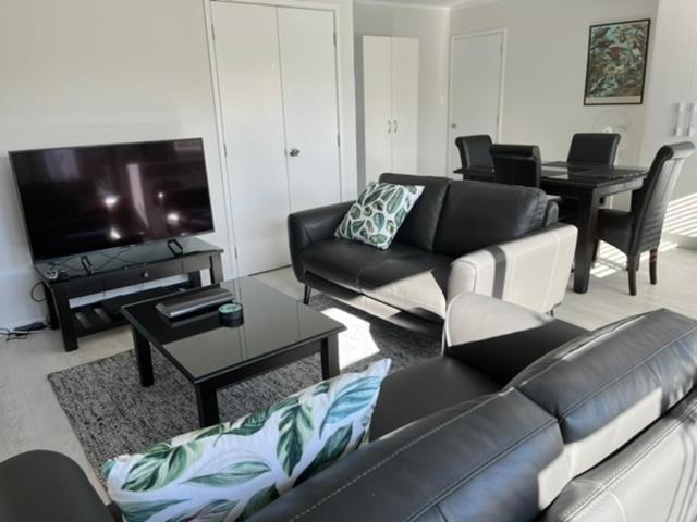 Rotorua Central Hosted B&B ภายนอก รูปภาพ